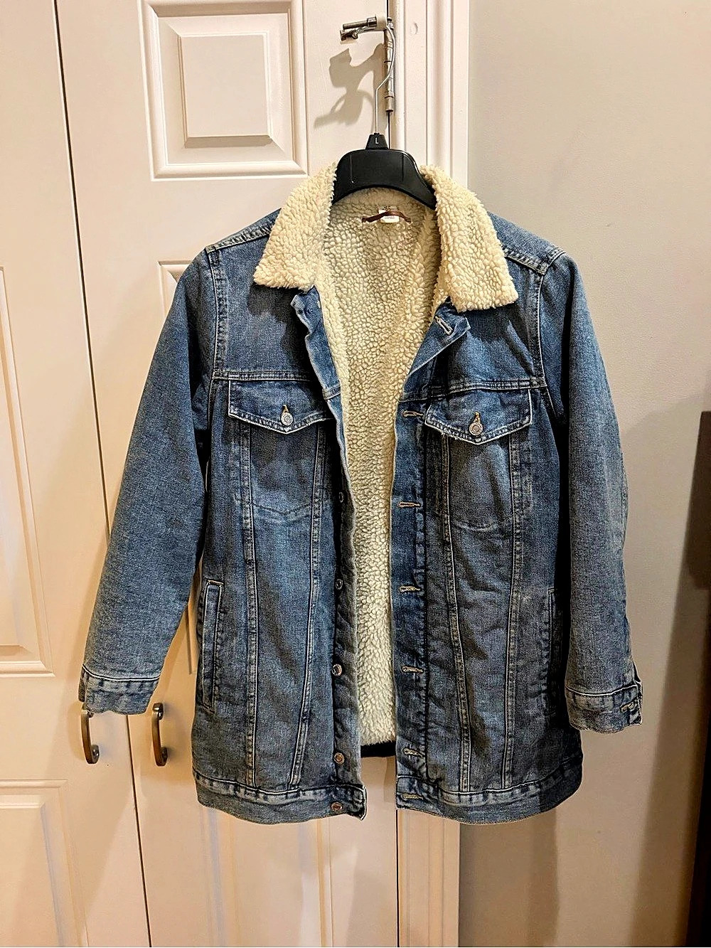 H&M Sherpa Lined Denim Jacket in Blue Size 12